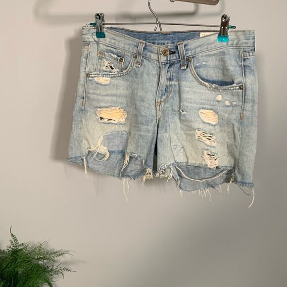 Rag & Bone Cut Off Shorts Distressed In Dixon Light Wash Size 24 - Picture 2 of 8